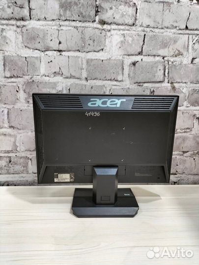 Монитор широкоформатный 19 диагональ