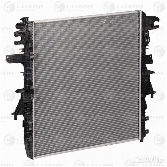 Радиатор двигателя