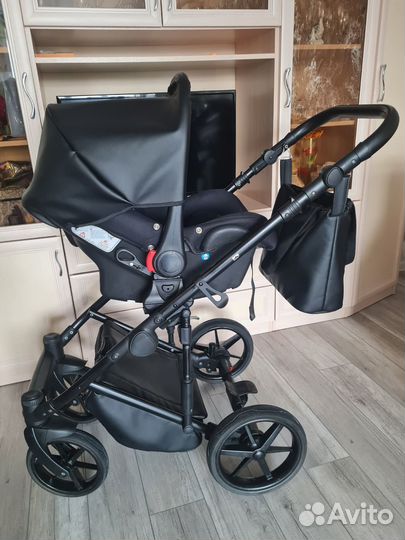 Коляска 3в1