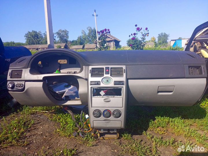 Приборная панель priora 1