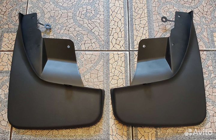 Брызговики передние и задние Grand Cherokee WK2