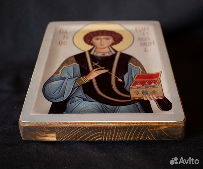 Икона Пантелеимона-Целителя