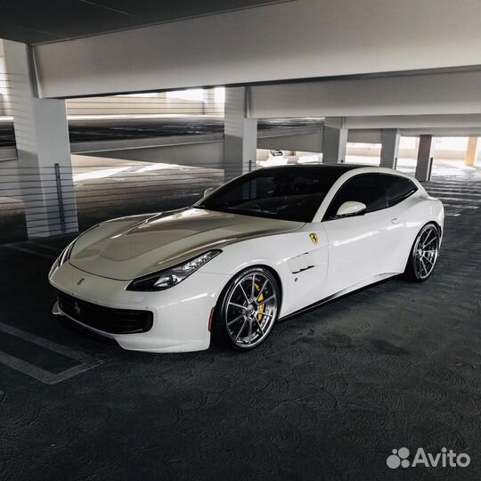 Кованые диски GT Forged R20 на Porsche Panamera