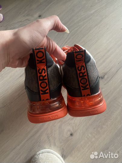 Кроссовки женские michael kors 36р