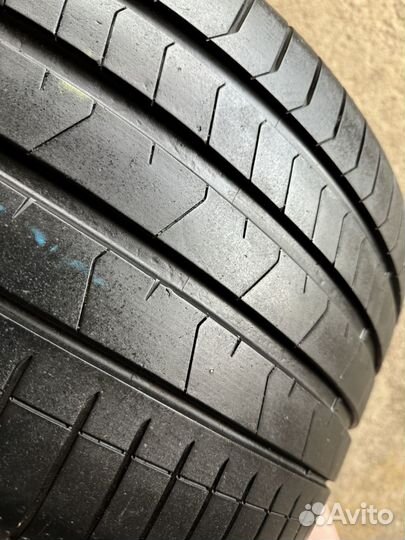 Pirelli P Zero PZ4 315/30 R22 107Y