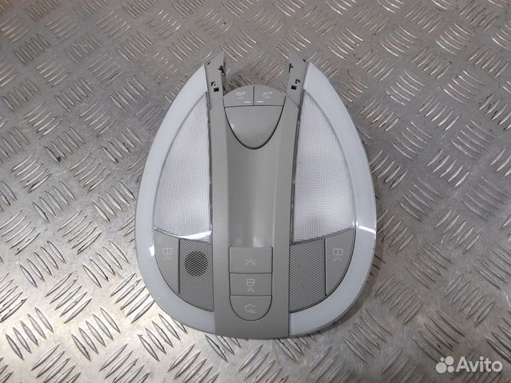 Плафон салонный Мерседес C219