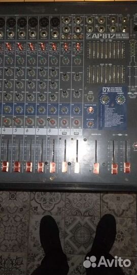 Микшерный пульт yorkville