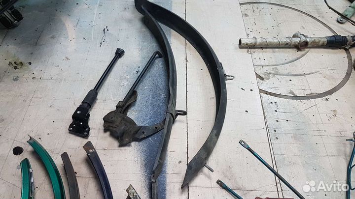 Велокрылья, багажники, б/у