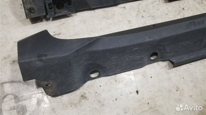 Порог Toyota Ch-R ZYX10 2zrfxe 2017