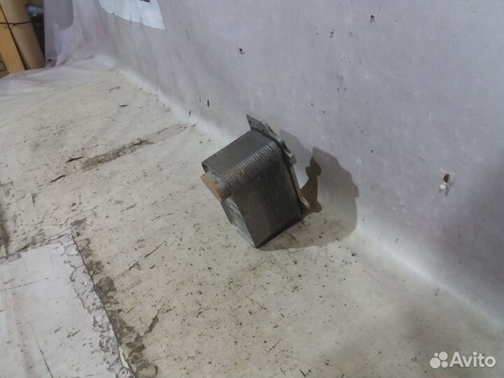 AudiA8 D3 02- Радиатор Масляный 27373