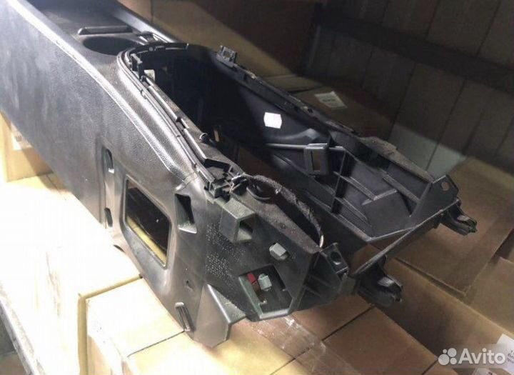 Подлокотник Opel Astra J