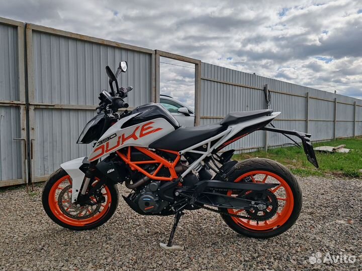 KTM 390 duke