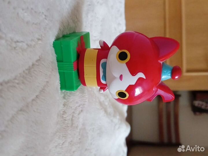 Кот игрушка на магните