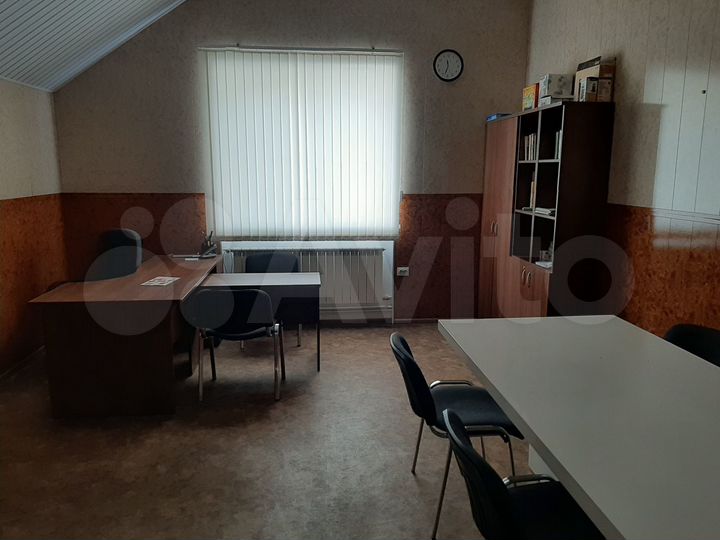 Офисное помещение с мебелью, 27 м²