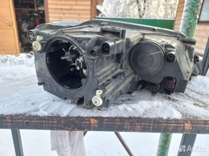 Фара передняя правая jetta 6