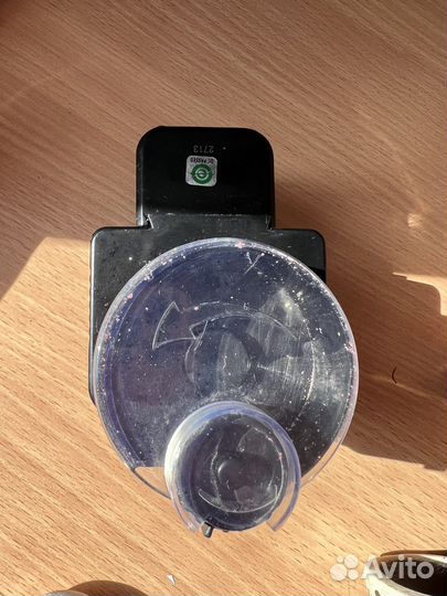 Автоматическая кормушка для рыб