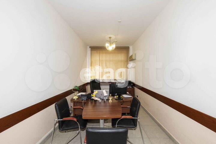 Продам офисное помещение, 304.6 м²