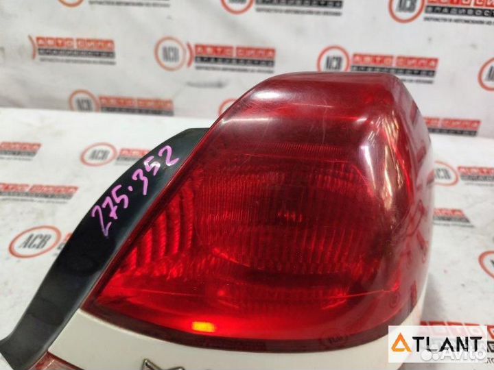 Стоп-сигнал правый toyota mark II