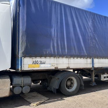 Седельный тягач Mercedes-Benz Actros с полуприцепом, 1999