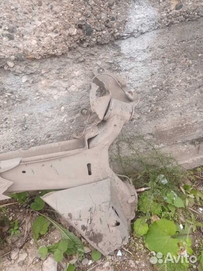 Задняя балка Renault Scenic 2