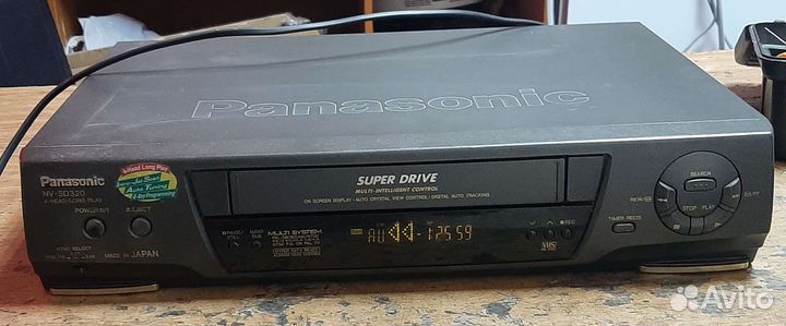 Видеомагнитофон panasonic