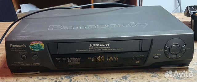 Видеомагнитофон panasonic