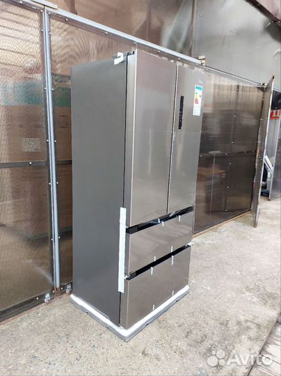 Холодильник Midea многодверный. Новый