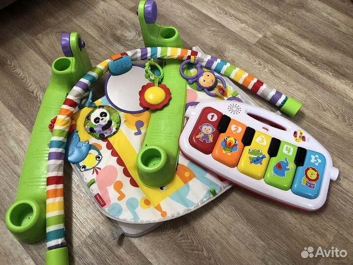Развивающий коврик