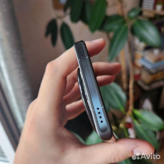 vivo X100 Ultra, 12/256 ГБ