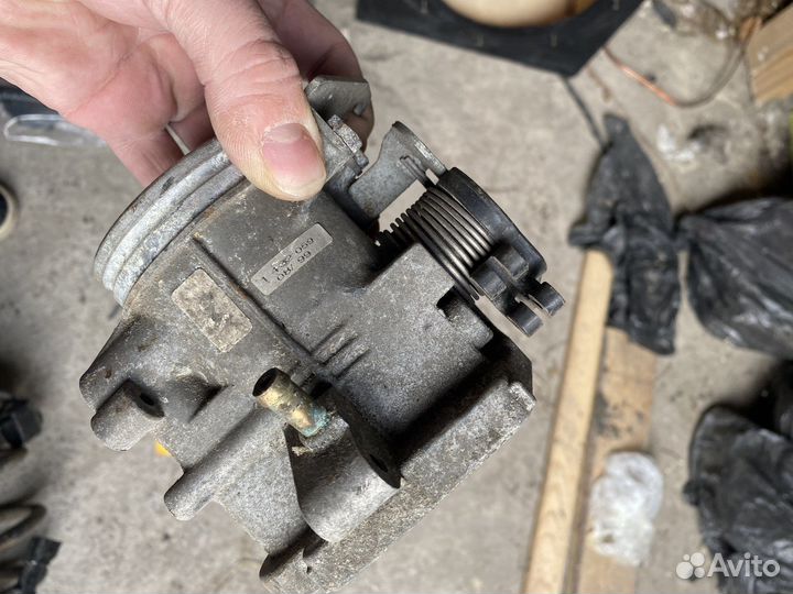 Дроссельная заслонка m43