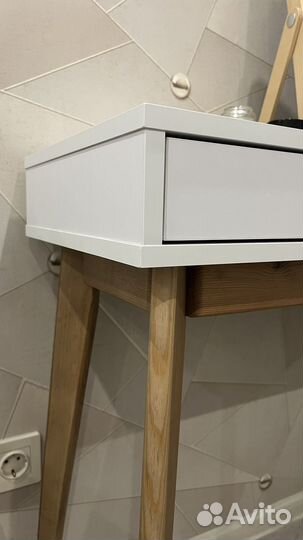 Туалетный столик