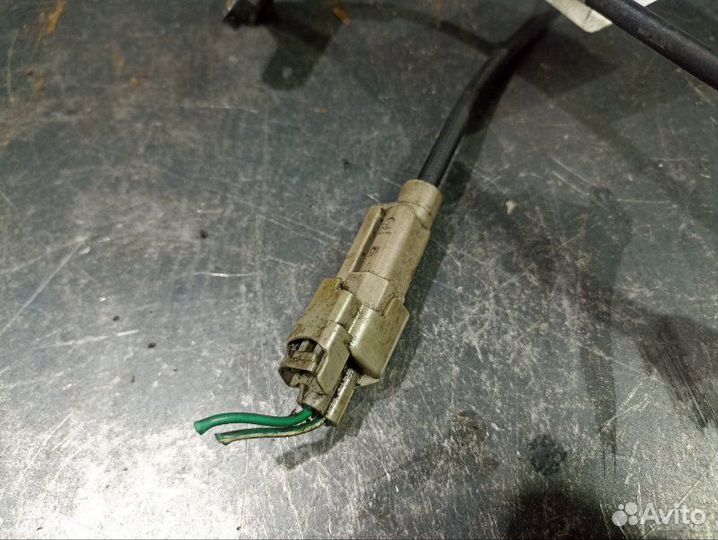 Датчик ABS передний правый Chrysler Voyager 4