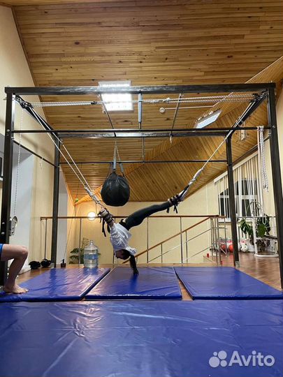 Воркаут. Тренажёр правИло. Стойка для снарядов