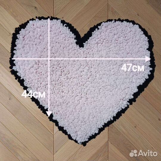 Ковёр вязаный ручной работы