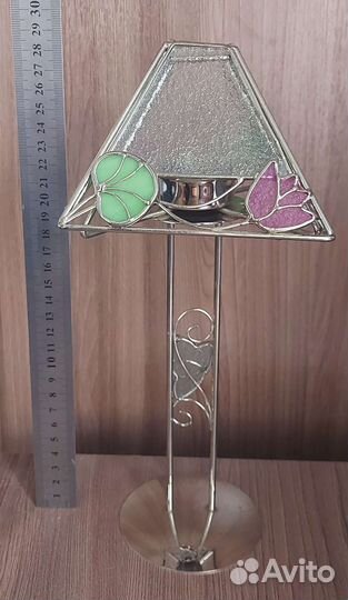 Подсвечник из металла и витражного стекла