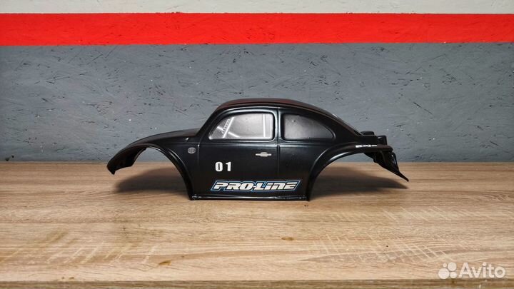 Кузов Неубивайка Volkswagen жук 1/10 обклеенный