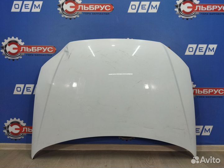 Капот Volkswagen Polo sedan 5 2010