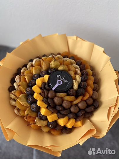 Букеты из сухофруктов, букеты из орехов