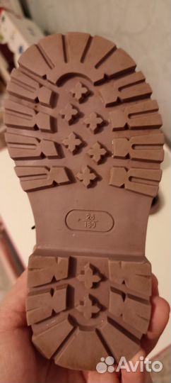 Ботинки демисезонные для девочки 26 размер