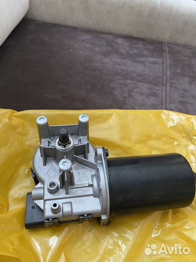 Привод стеклоочистителя (мотор стеклоочистителя)