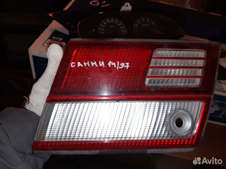 Фонарь задний правый ниссан санни fb14