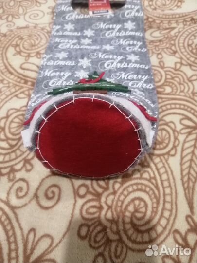 К Новому году плакат, олень, подсвечник, сумка