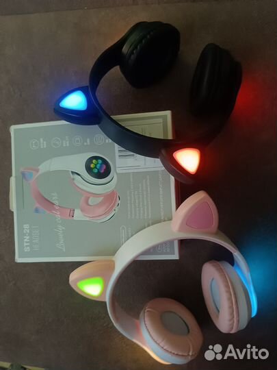 Беспроводные наушники с ушками светящиеся