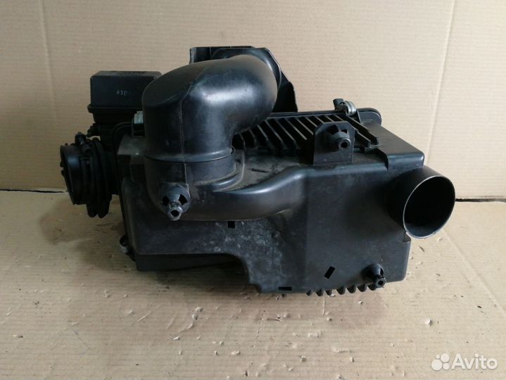 Б/У Б/У Корпус воздушного фильтра на Mazda Atenza