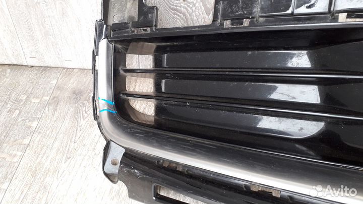 Решетка переднего бампера Kia K900 2020