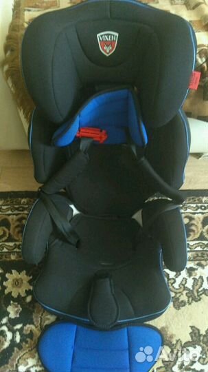 Автомобильное кресло