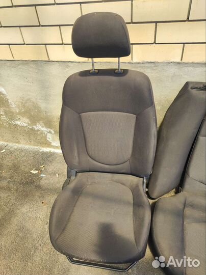 Сиденья kia cerato 2