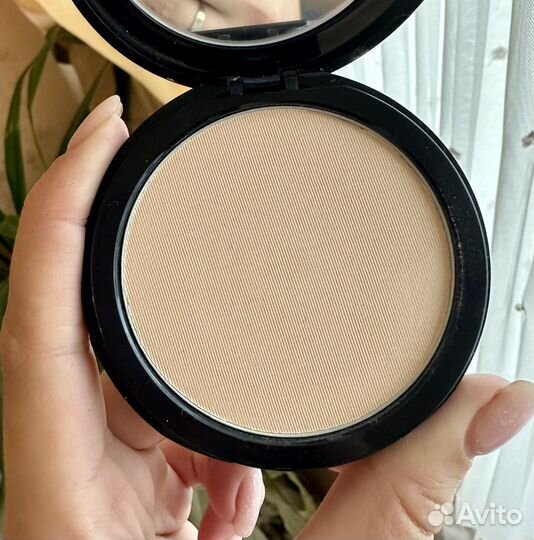Пудра Make Up For Ever Pro Finish