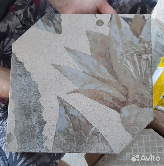 Плитка напольная керамогранит