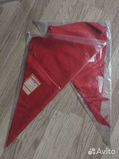 Галстук пионерский